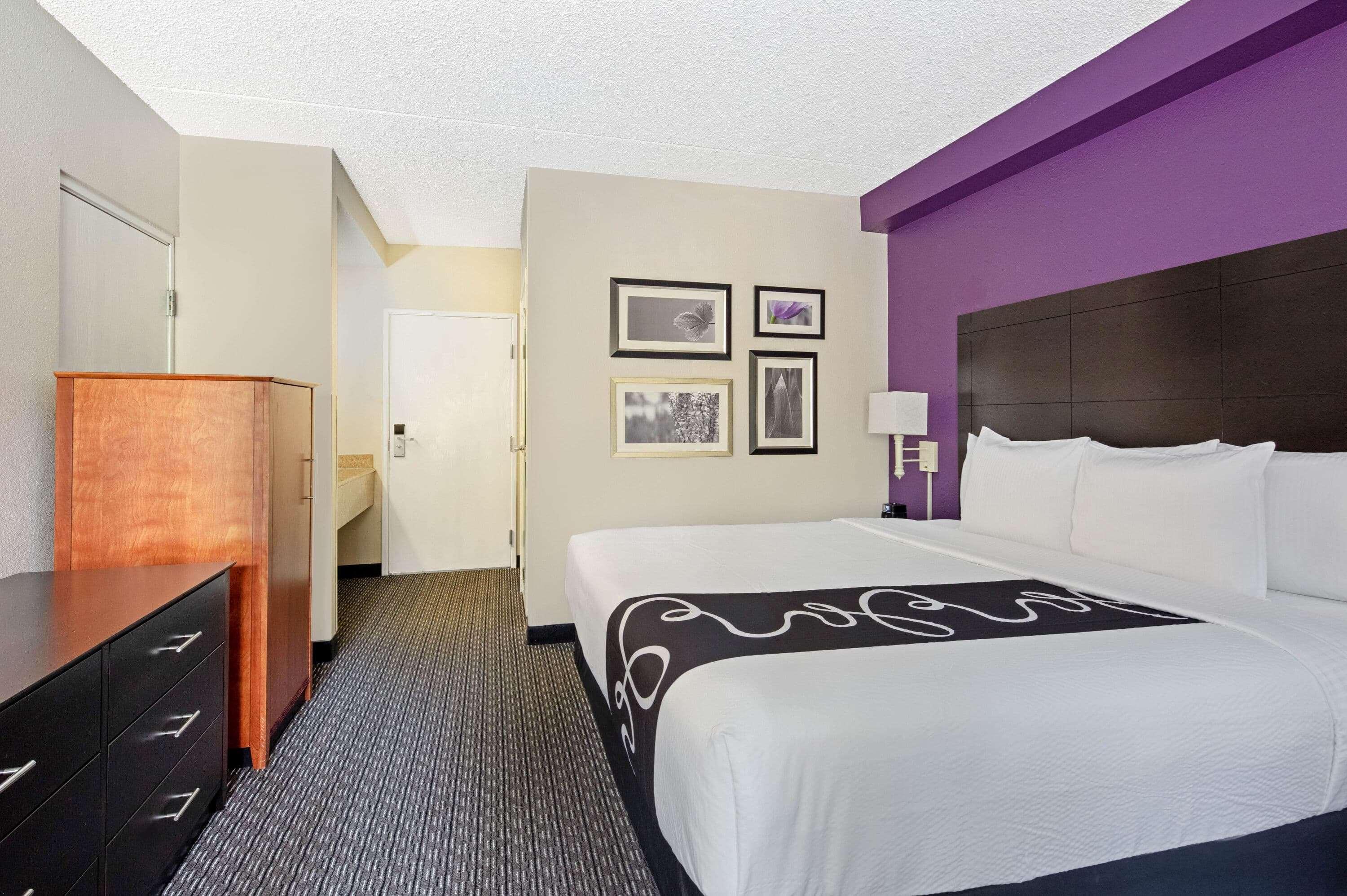 Hotel La Quinta By Wyndham Miami Airport East 3*